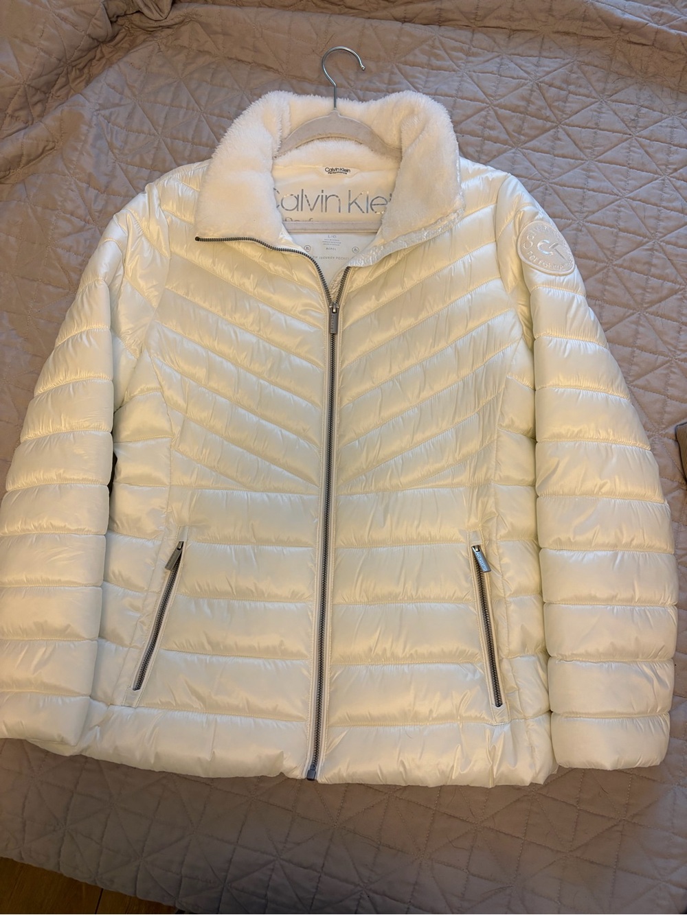 Calvin Klein Women's Cream Quilted Packable Puffer Jacket
